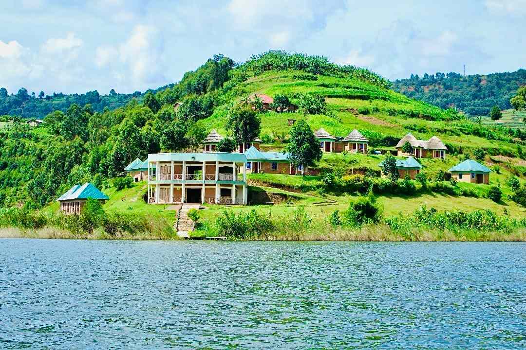 Nyamunyonyi Lake resort 